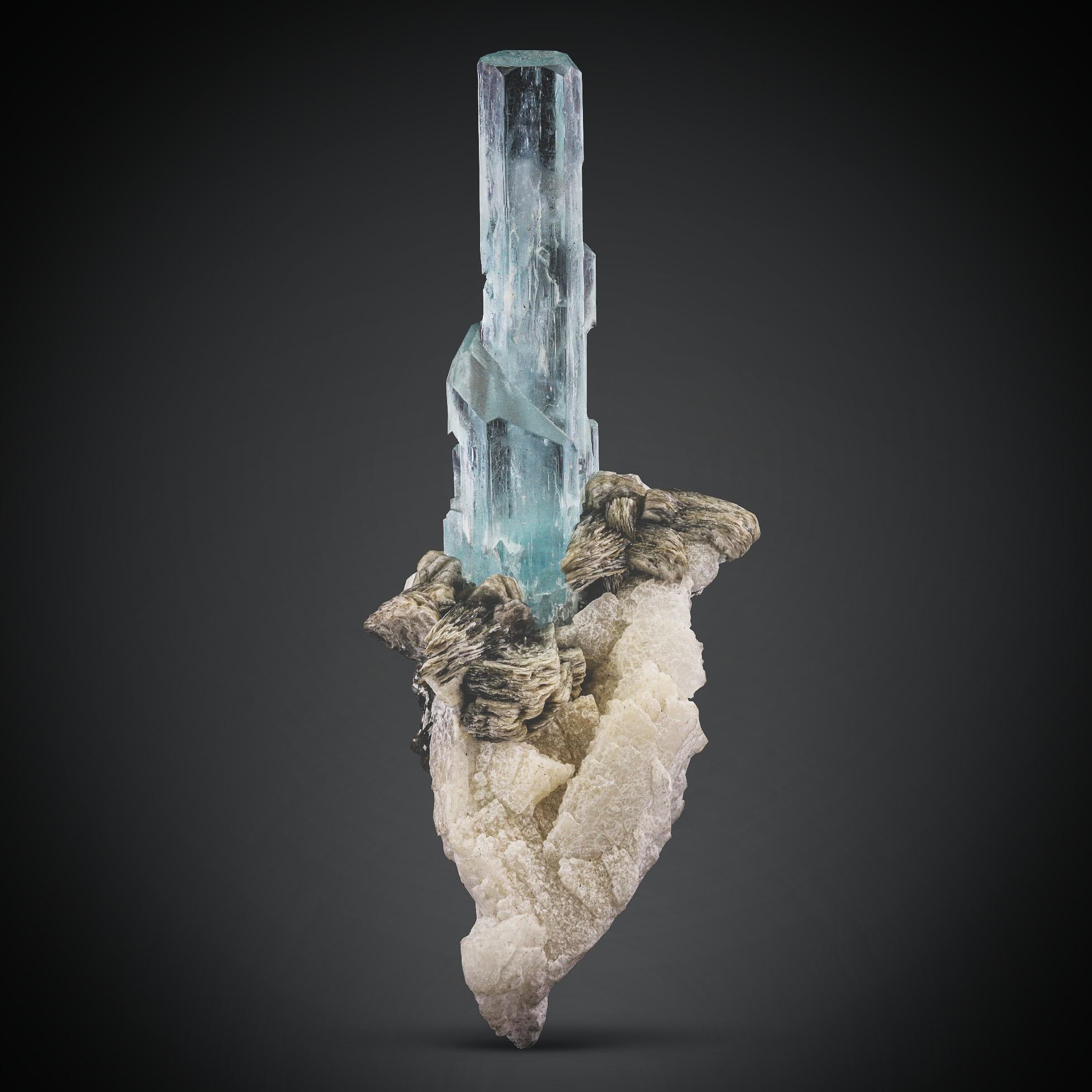 118 grams free standing blue color etched Aquamarine crystal on Albite From Pakistan