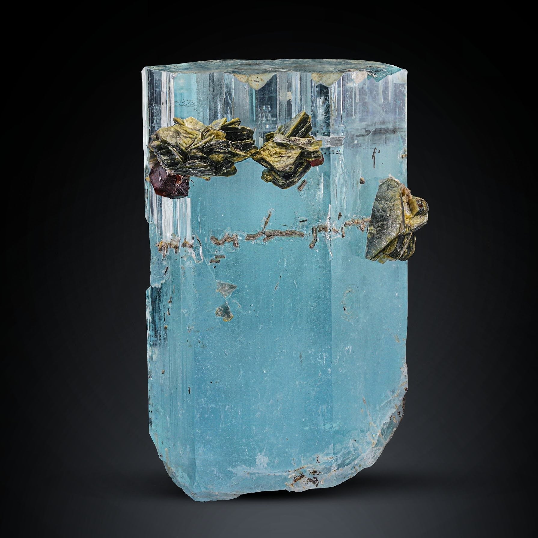 263 grams Fat Aquamarine Crystal with Red Spessartine Garnet From Pakistan