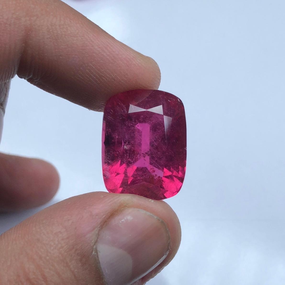 34.50 Carats Ruyelite Tourmaline From Afghanistan